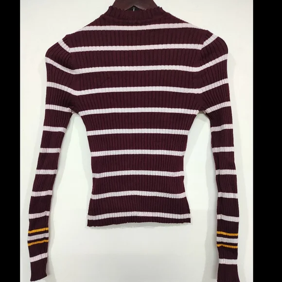 Ribbed sweater (new) - Picture 10 of 11